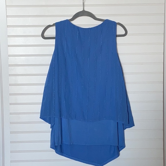 AB Studio Sleeveless Blouse - Picture 3 of 5